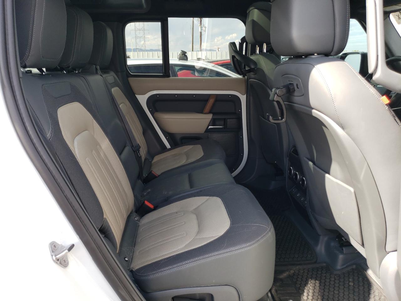 2022 LAND ROVER DEFENDER 110 X-DYNAMIC HSE VIN:SALE3ERU5N2105752