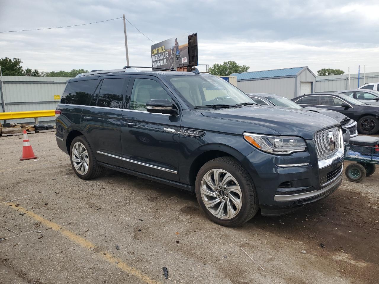 2024 LINCOLN NAVIGATOR RESERVE VIN:5LMJJ2LG6REL01404