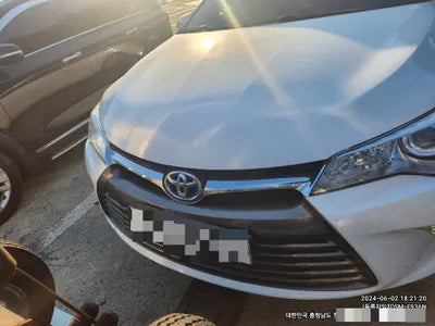 2016 Toyota Camry VIN: