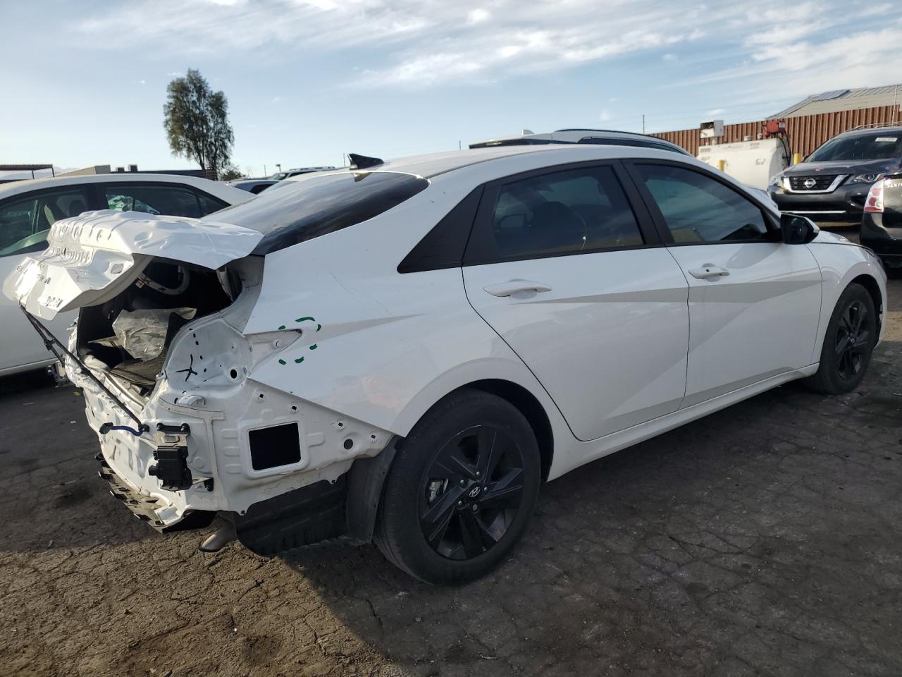 2023 HYUNDAI ELANTRA BLUE VIN:KMHLM4AJ7PU039313