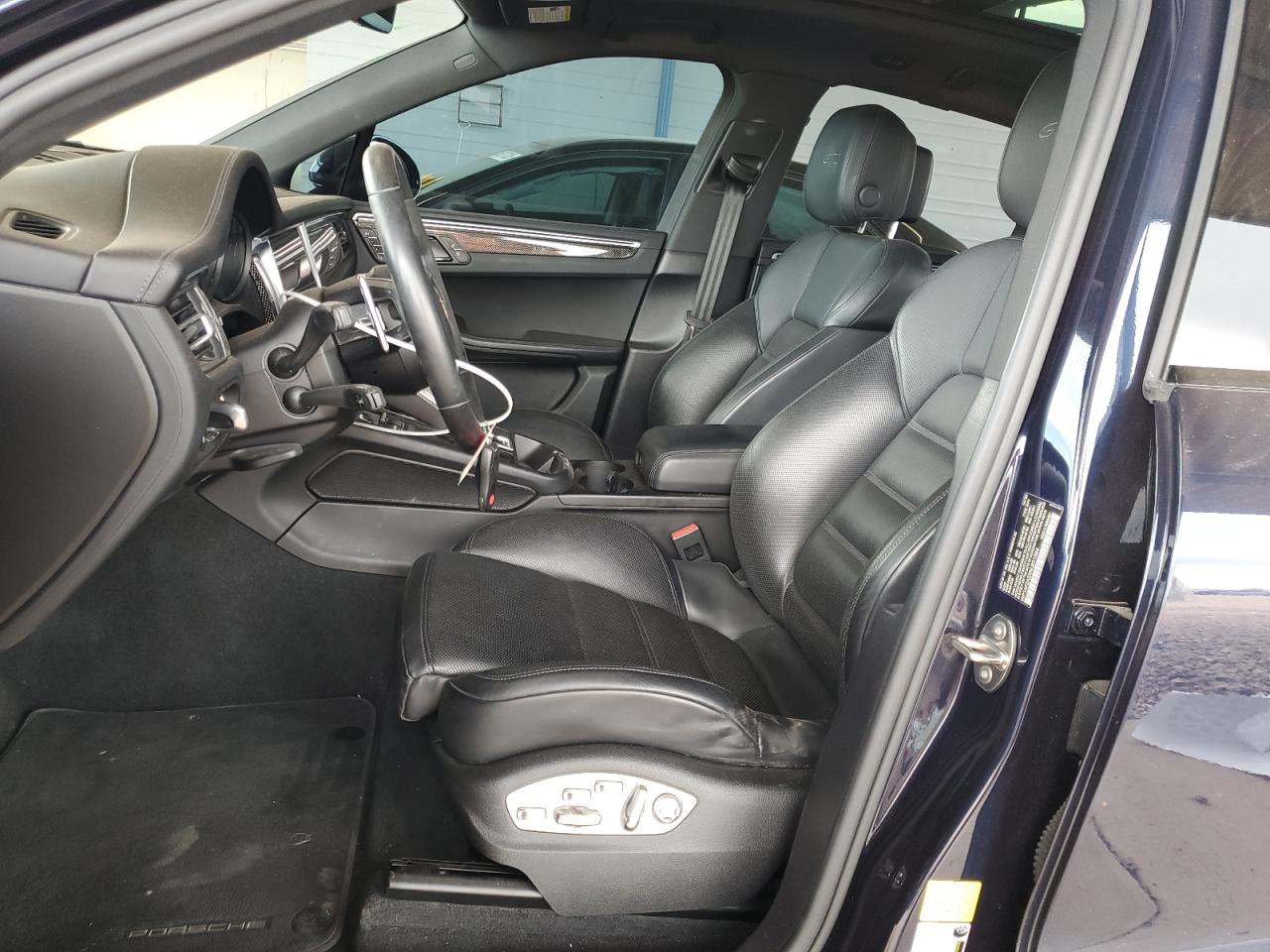 2022 PORSCHE MACAN GTS VIN:WP1AF2A5XNLB31384