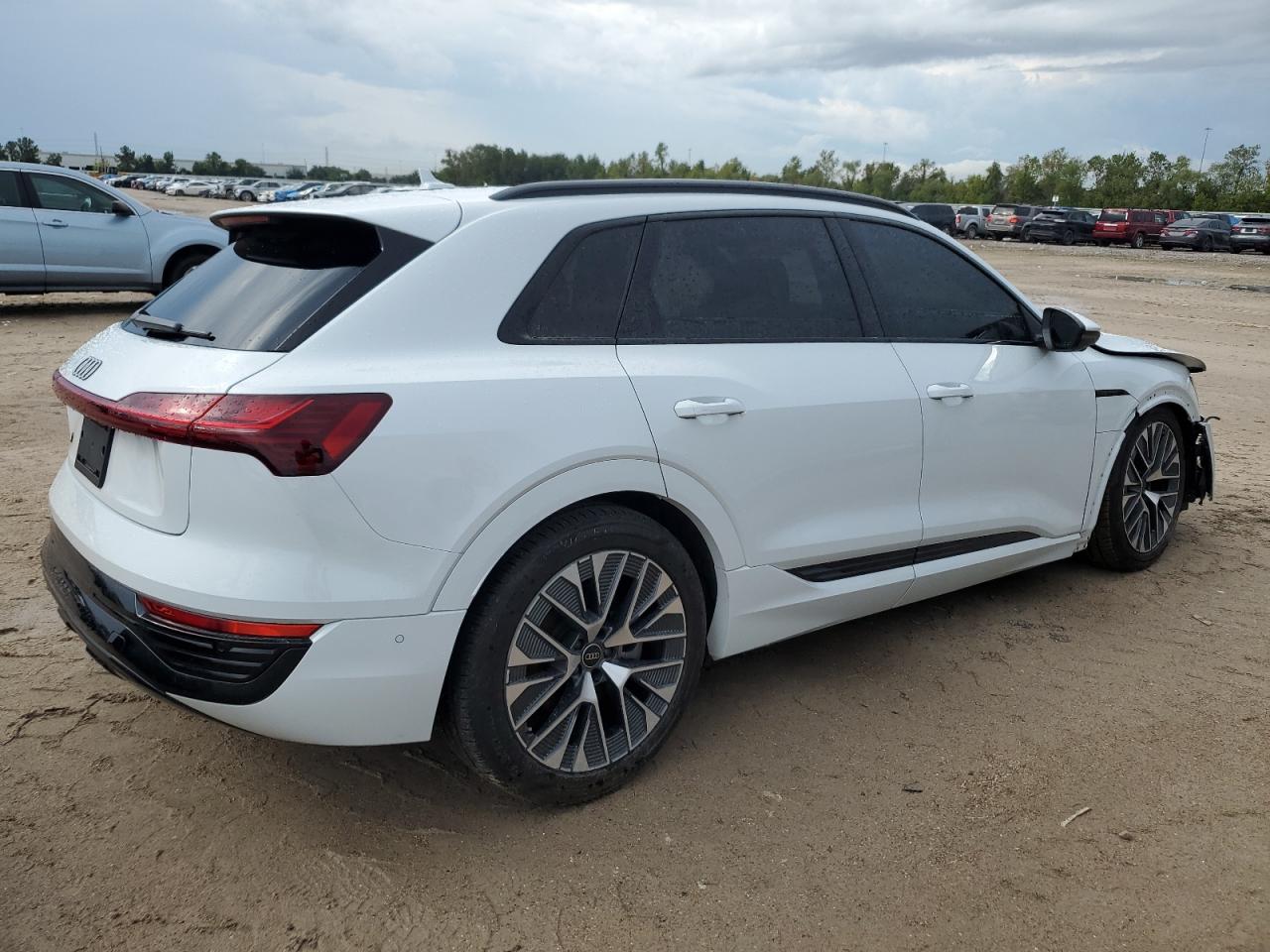 2024 AUDI Q8 E-TRON PREMIUM PLUS VIN:WA15AAGE8RB017425