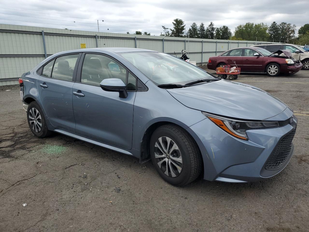 2022 TOYOTA COROLLA LE VIN:JTDEAMDE2NJ058693