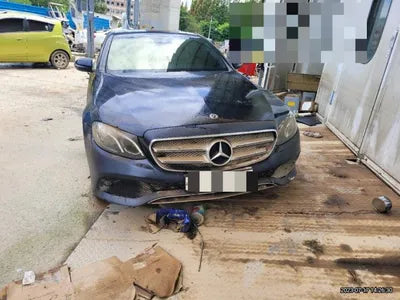 2019 Mercedes-Benz E 300 WDDZF4JB2KA699325 VIN:WDDZF4JB2KA699325