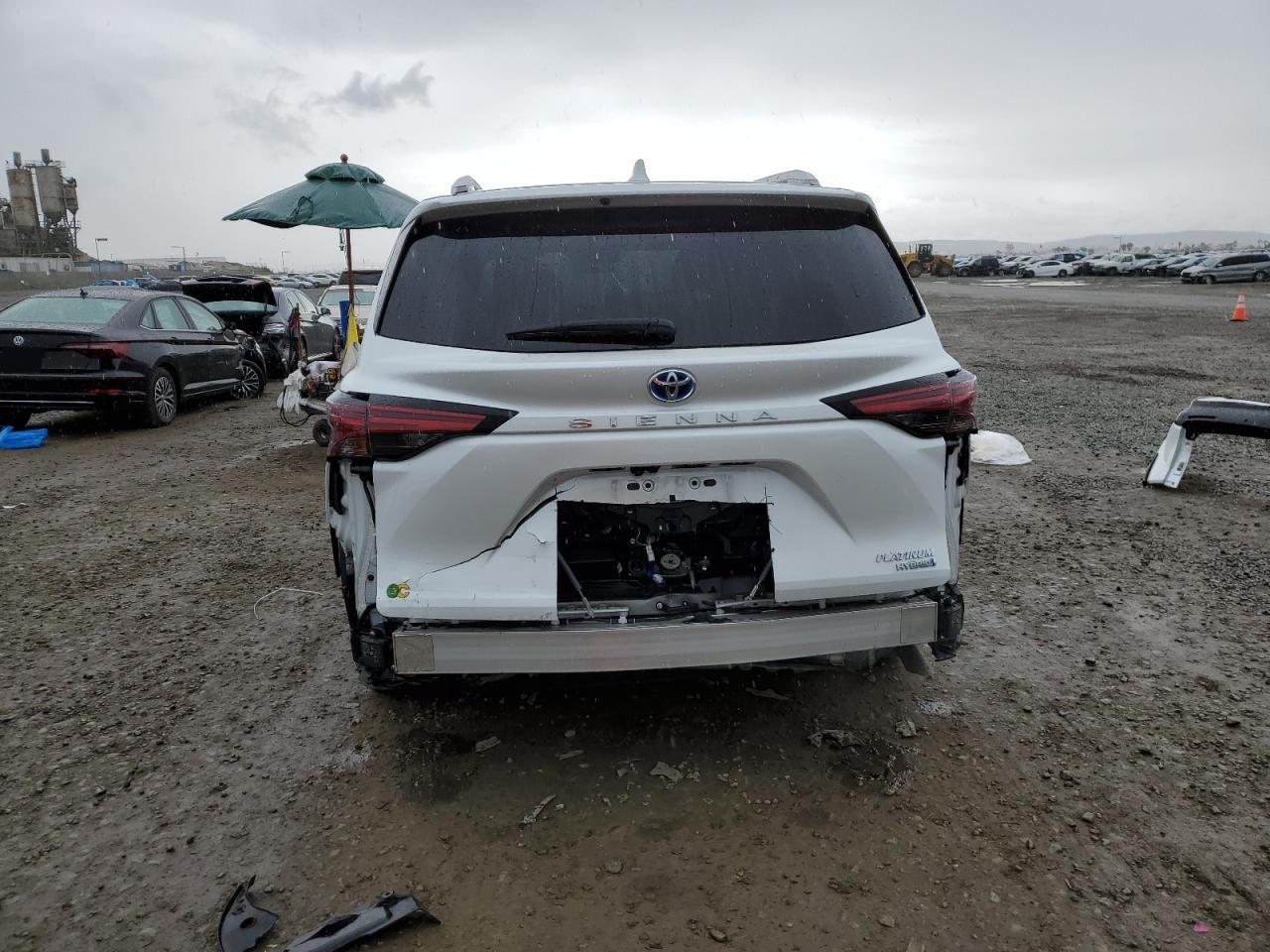 2024 TOYOTA SIENNA LIMITED VIN:5TDERKEC5RS220903