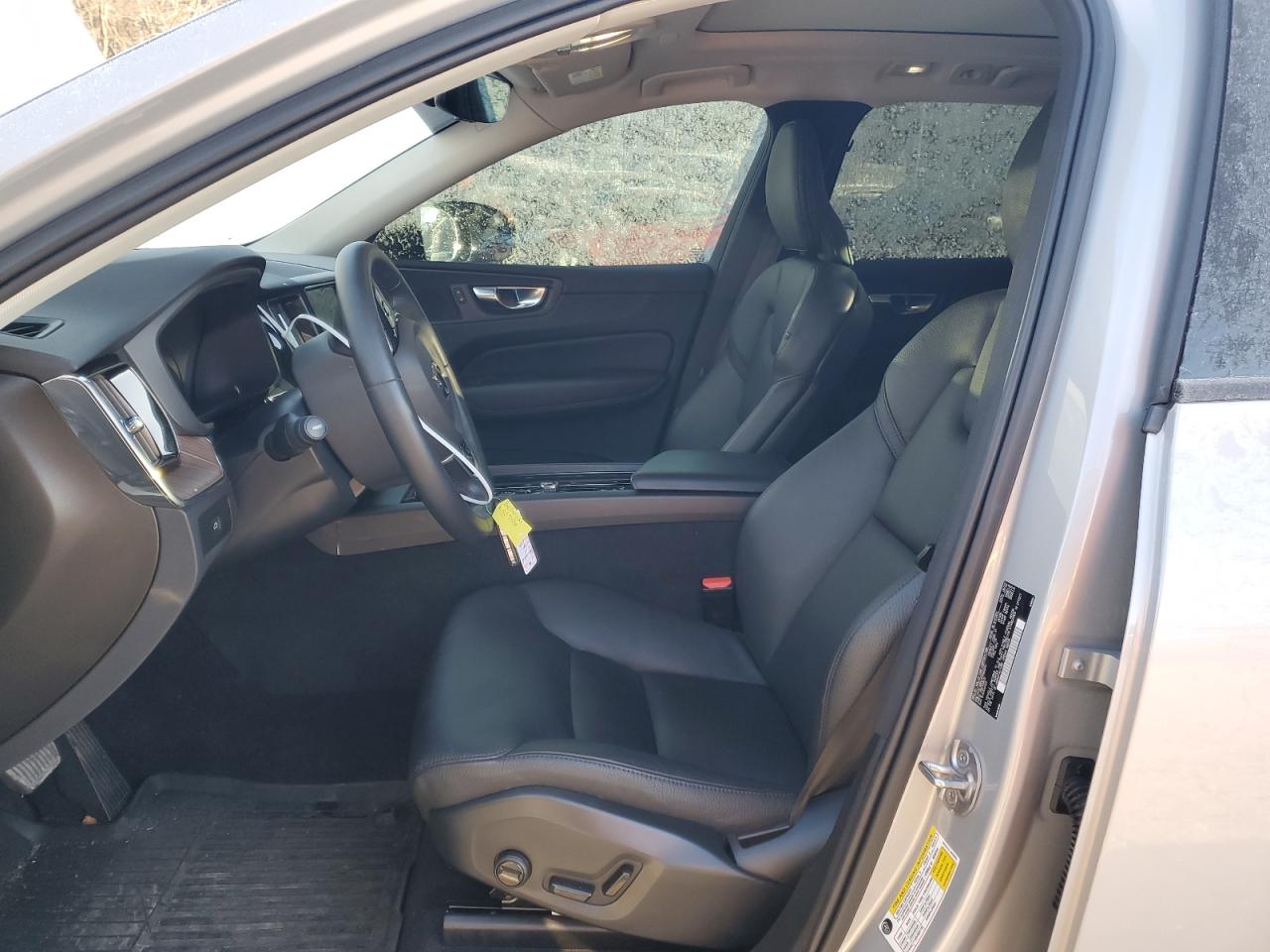 2023 VOLVO XC60 PLUS VIN:YV4L12RW1P1194570