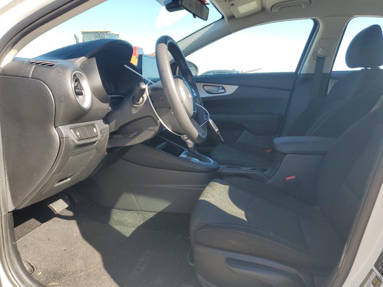 2022 KIA FORTE FE VIN:3KPF24AD8NE502315