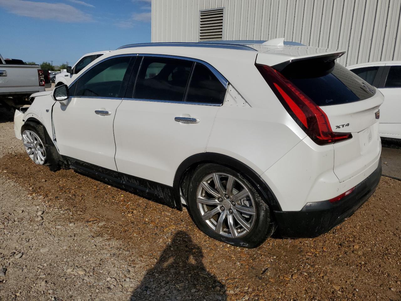 2023 CADILLAC XT4 LUXURY VIN:1GYAZAR42PF104271