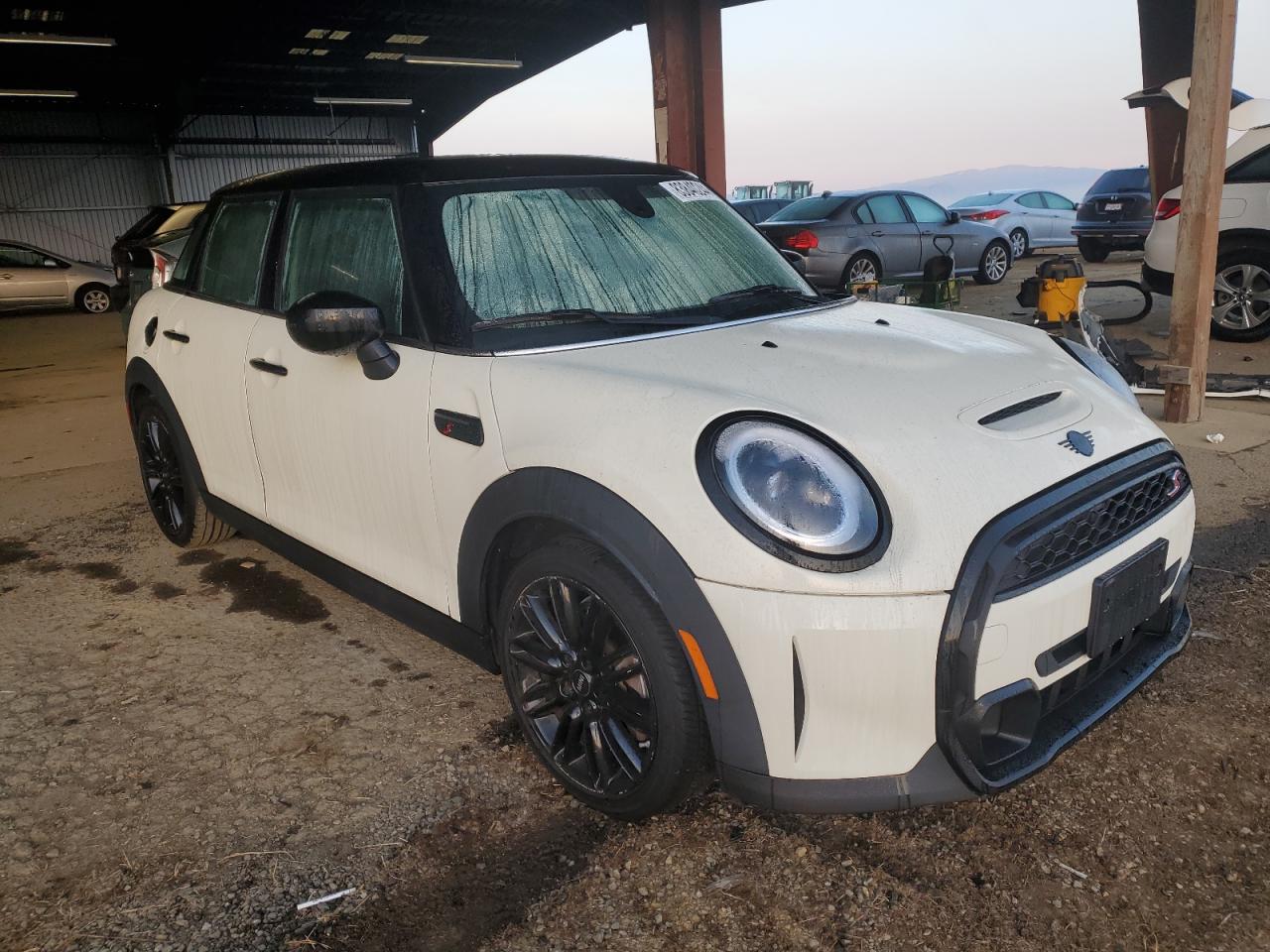 2022 MINI COOPER S VIN:WMW53DK00N2R31205