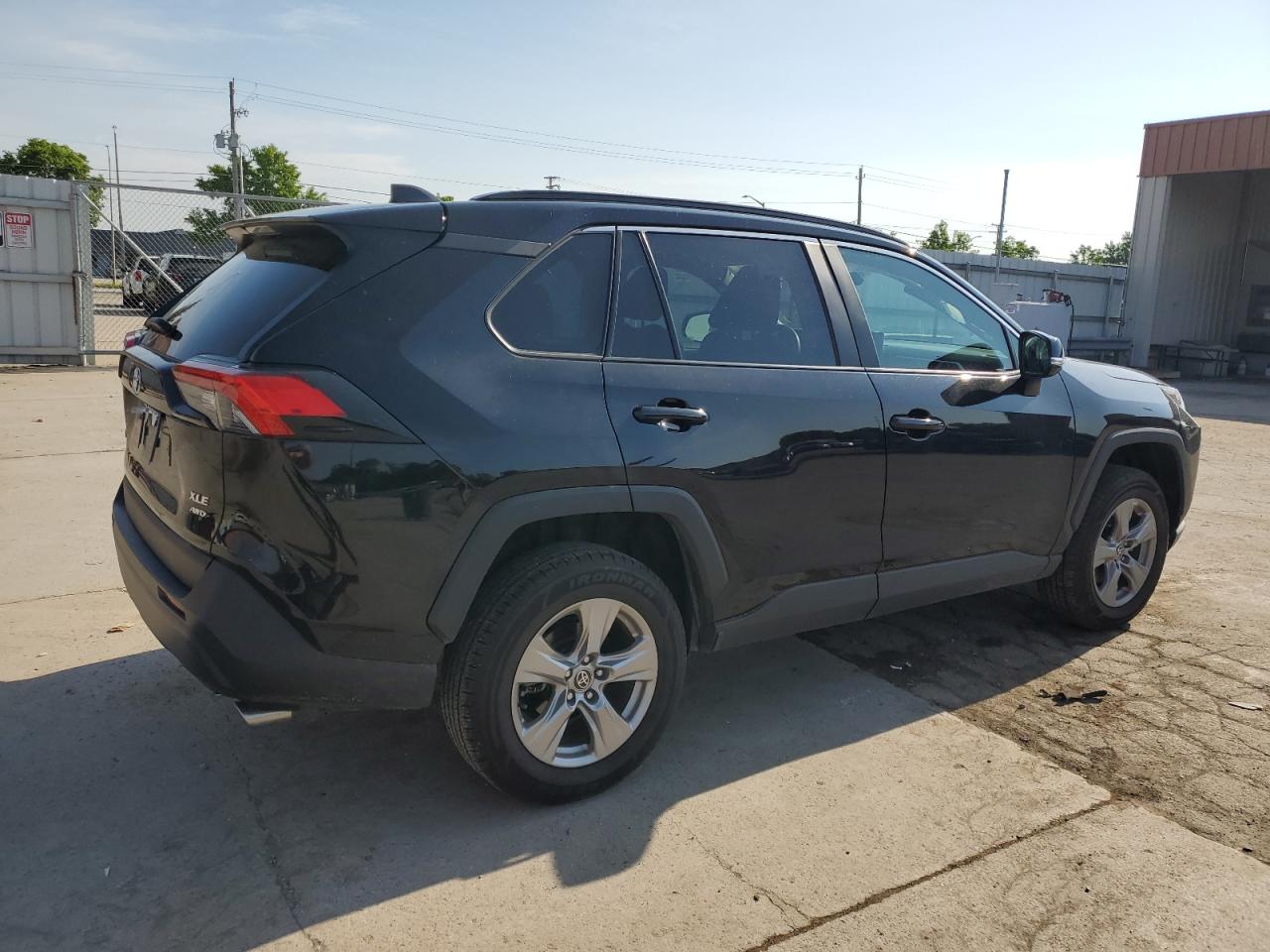 2022 TOYOTA RAV4 XLE VIN:2T3P1RFV9NW286937