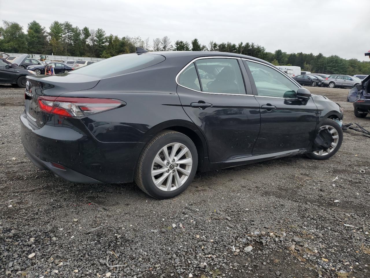2022 TOYOTA CAMRY LE VIN:4T1C11AK8NU646107