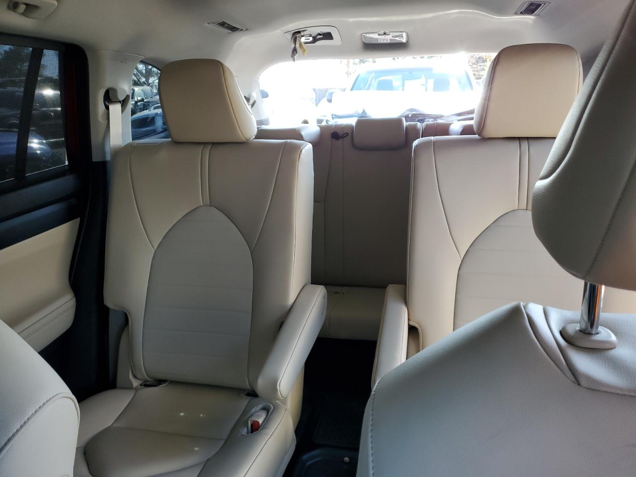 2024 TOYOTA HIGHLANDER LE VIN:5TDKDRBH5RS547134