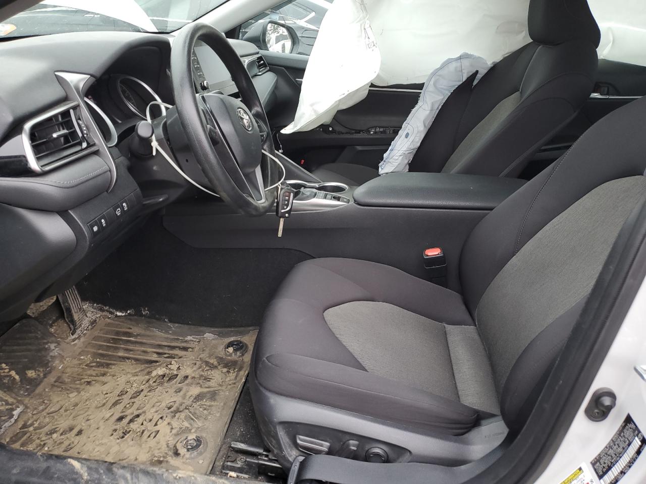 2022 TOYOTA CAMRY LE VIN:4T1C11BK1NU055955