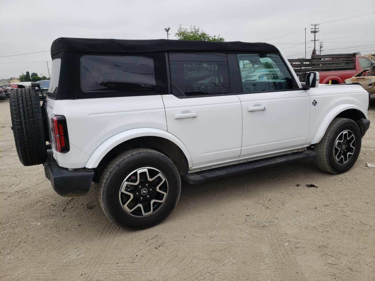 2022 FORD BRONCO BASE VIN:1FMDE5BH8NLB59272