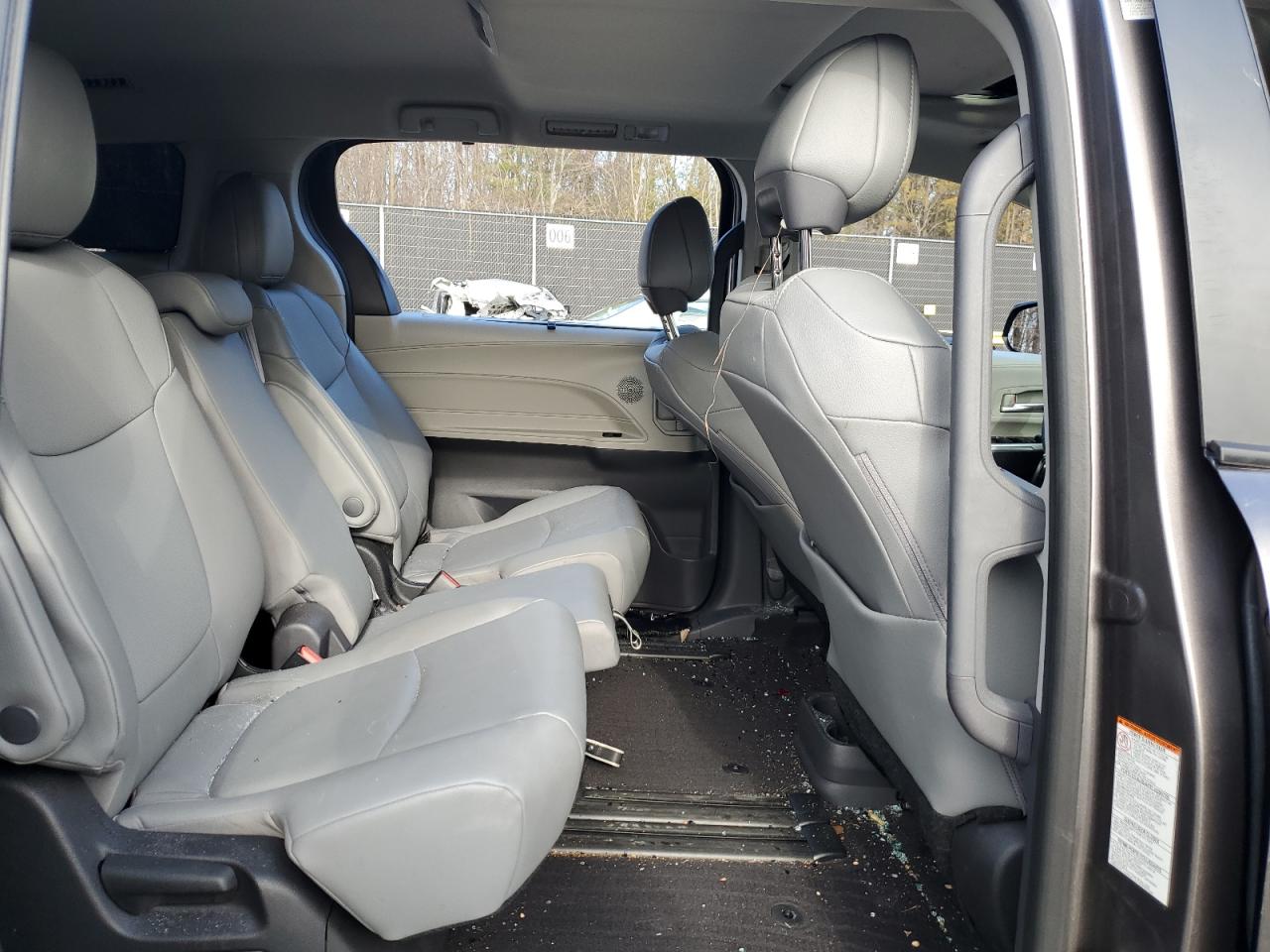 2023 TOYOTA SIENNA XLE VIN:5TDYRKEC1PS141030