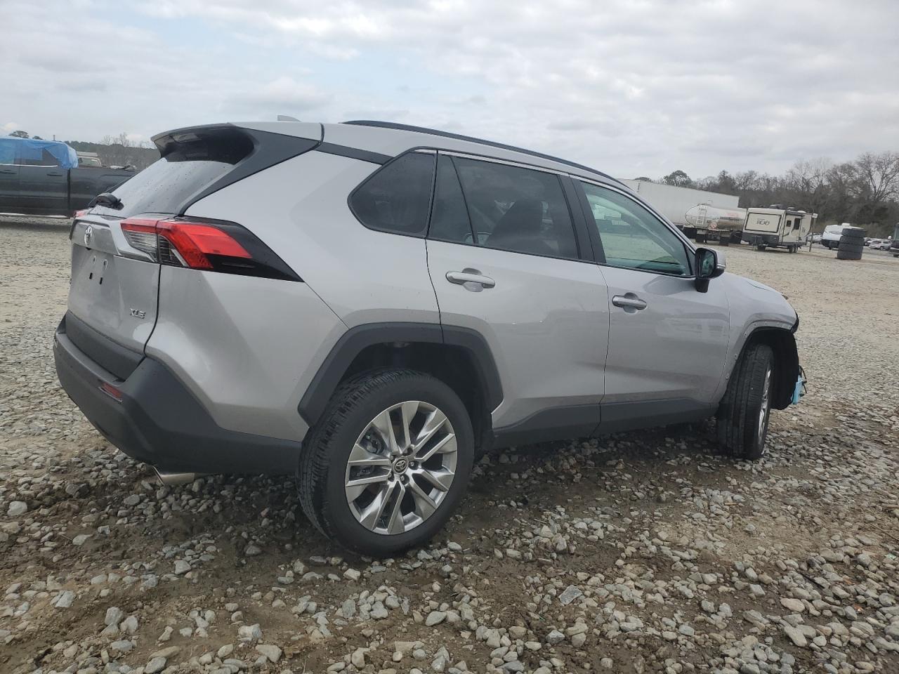 2022 TOYOTA RAV4 XLE PREMIUM VIN:2T3C1RFV1NC191630