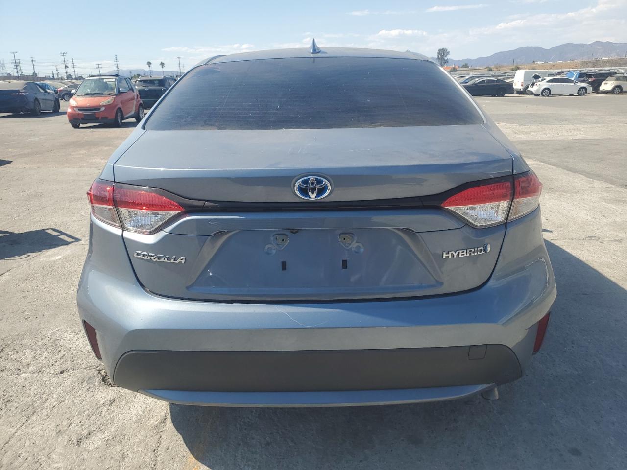 2022 TOYOTA COROLLA LE VIN:JTDEAMDE8NJ055684