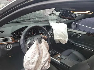 2014 Mercedes-Benz E 200 VIN: