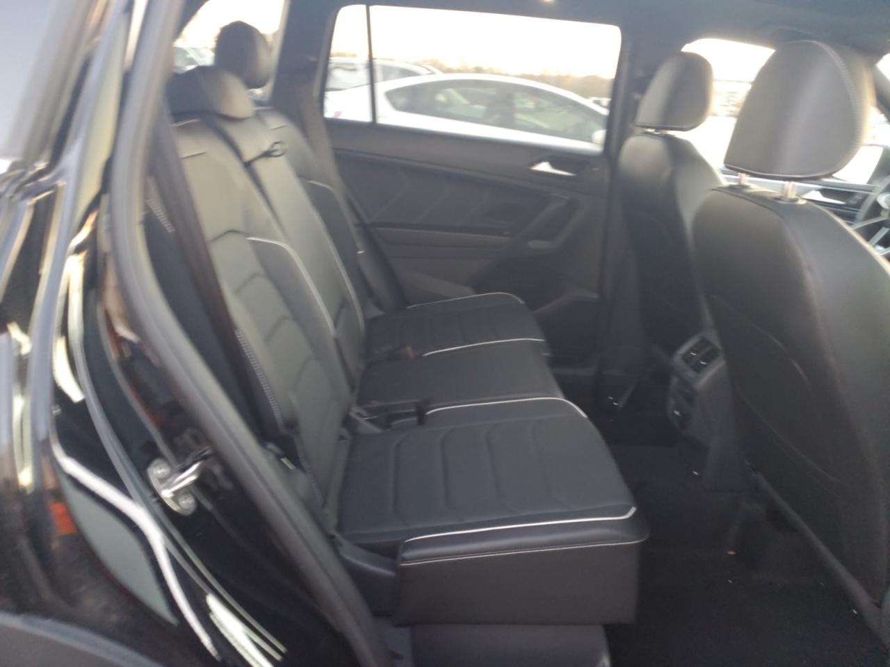 2023 VOLKSWAGEN TIGUAN SEL R-LINE BLACK VIN:3VV4B7AX4PM125222