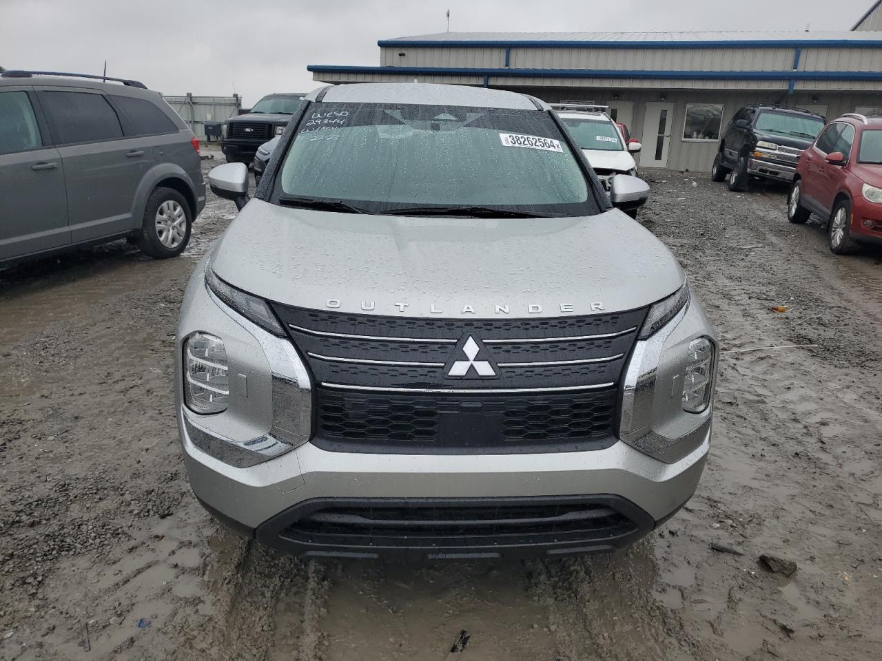 2023 MITSUBISHI OUTLANDER ES VIN:JA4J4TA88PZ008359