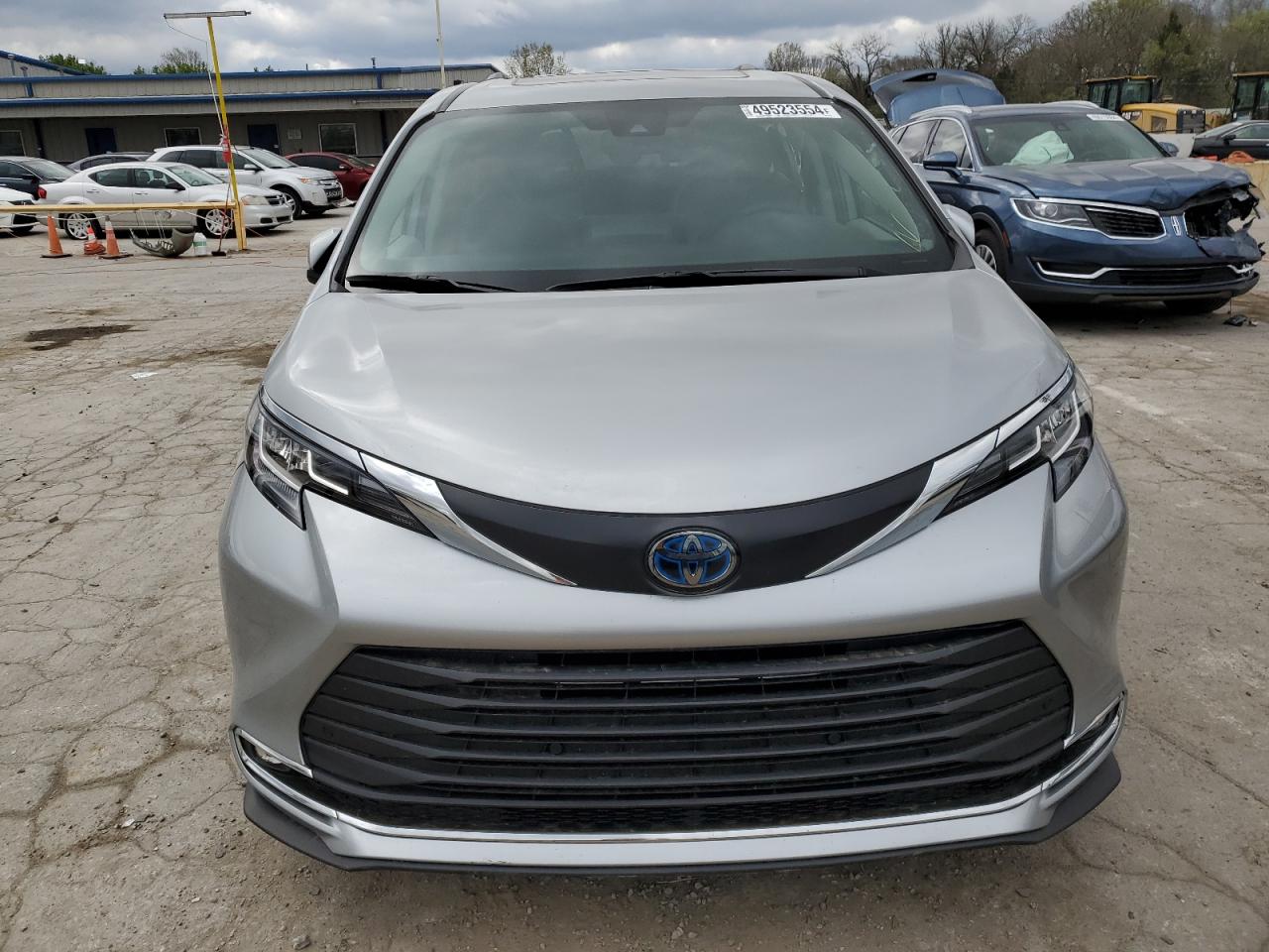 2023 TOYOTA SIENNA XLE VIN:5TDYRKEC0PS167392
