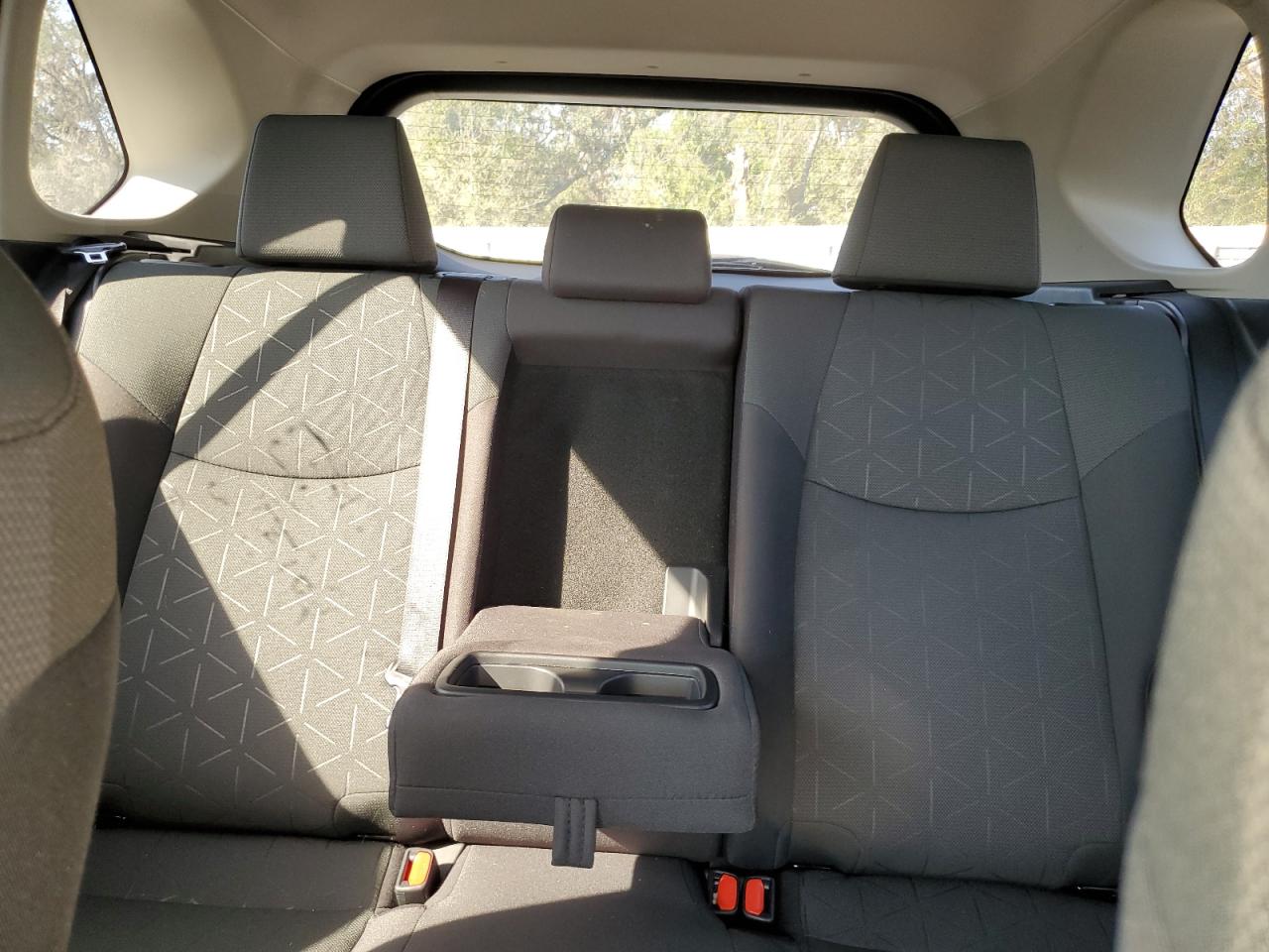2024 TOYOTA RAV4 XLE VIN:2T3W1RFV0RC255188