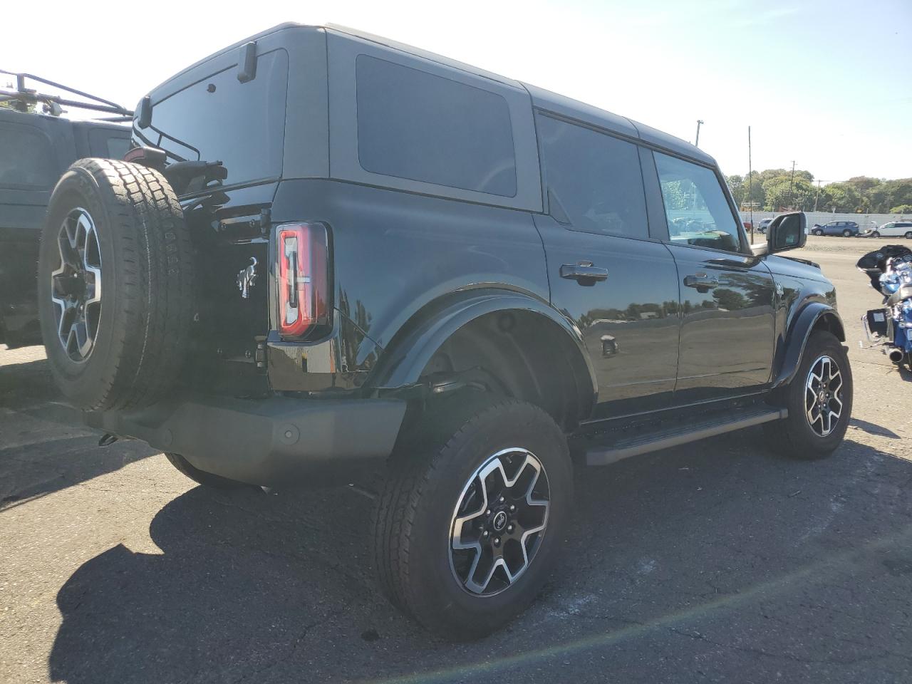 2023 FORD BRONCO BASE VIN:1FMEE5DP1PLB33219