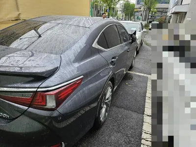 2021 Lexus ES 300 VIN: