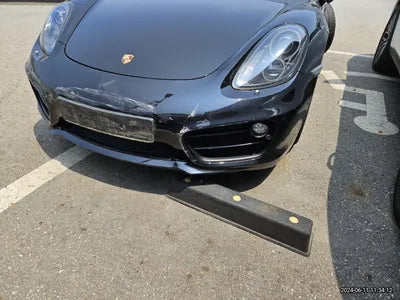 2015 Porsche Cayman VIN: