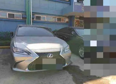 2018 Lexus ES 300 VIN:
