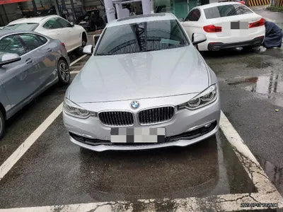 2018 BMW 320 VIN: