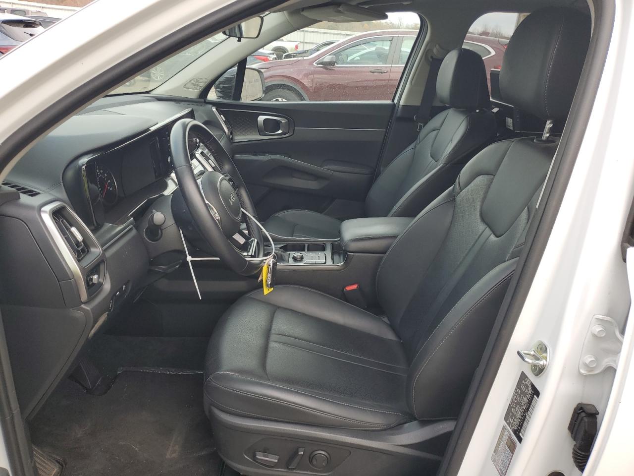 2023 KIA SORENTO S VIN:5XYRL4LC7PG172350