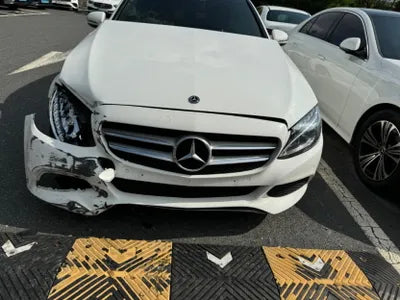 2018 Mercedes-Benz C 200 VIN: