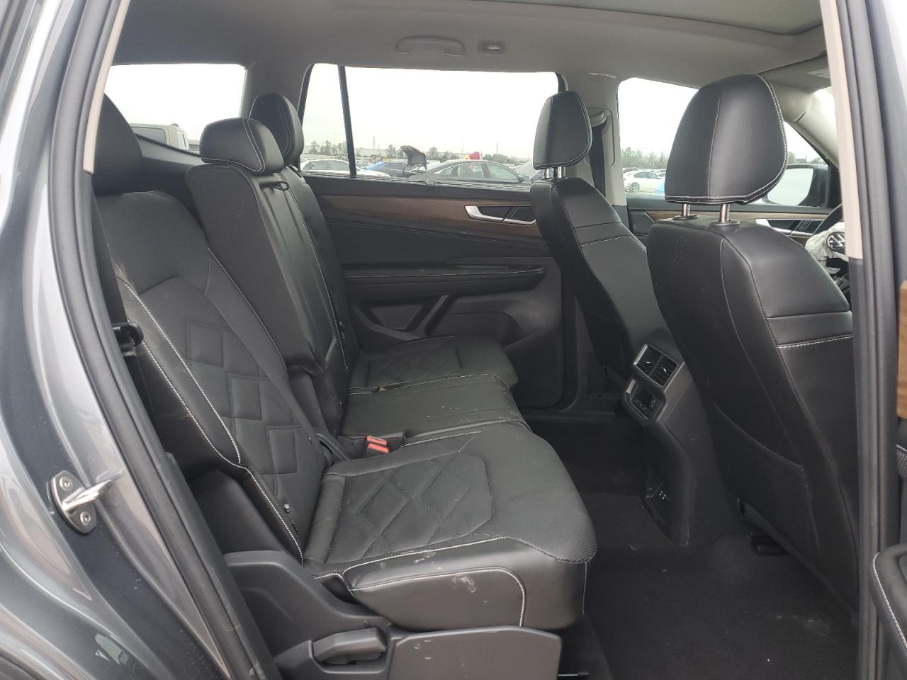 2024 VOLKSWAGEN ATLAS SE VIN:1V2JR2CAXRC558832
