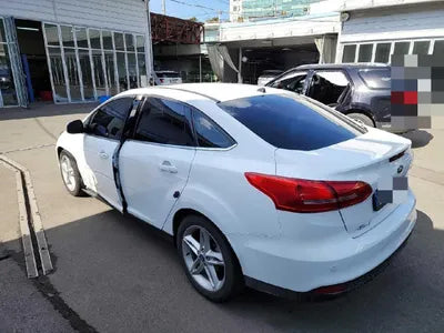 2016 Ford Focus WF04XXGCCGFU29323 VIN:WF04XXGCCGFU29323