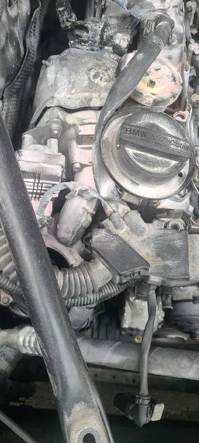 2015 BMW 740 WBAYB0107FGL96825 VIN:WBAYB0107FGL96825