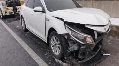 2016 Kia K5 KNAGU416BGA061467 VIN:KNAGU416BGA061467