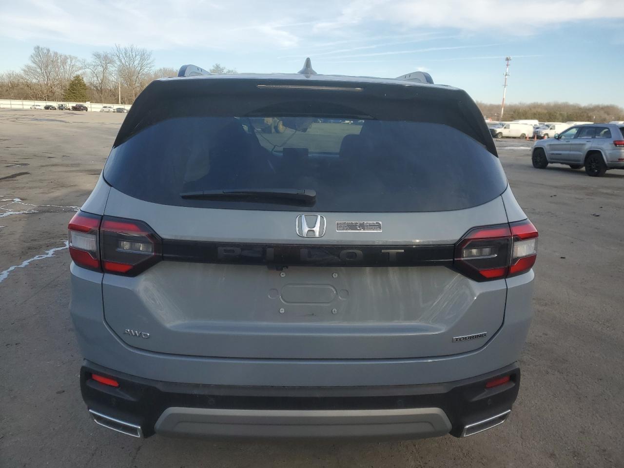 2024 HONDA PILOT TOURING VIN:5FNYG1H70RB037781