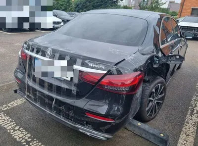 2021 Mercedes-Benz E 300 VIN: