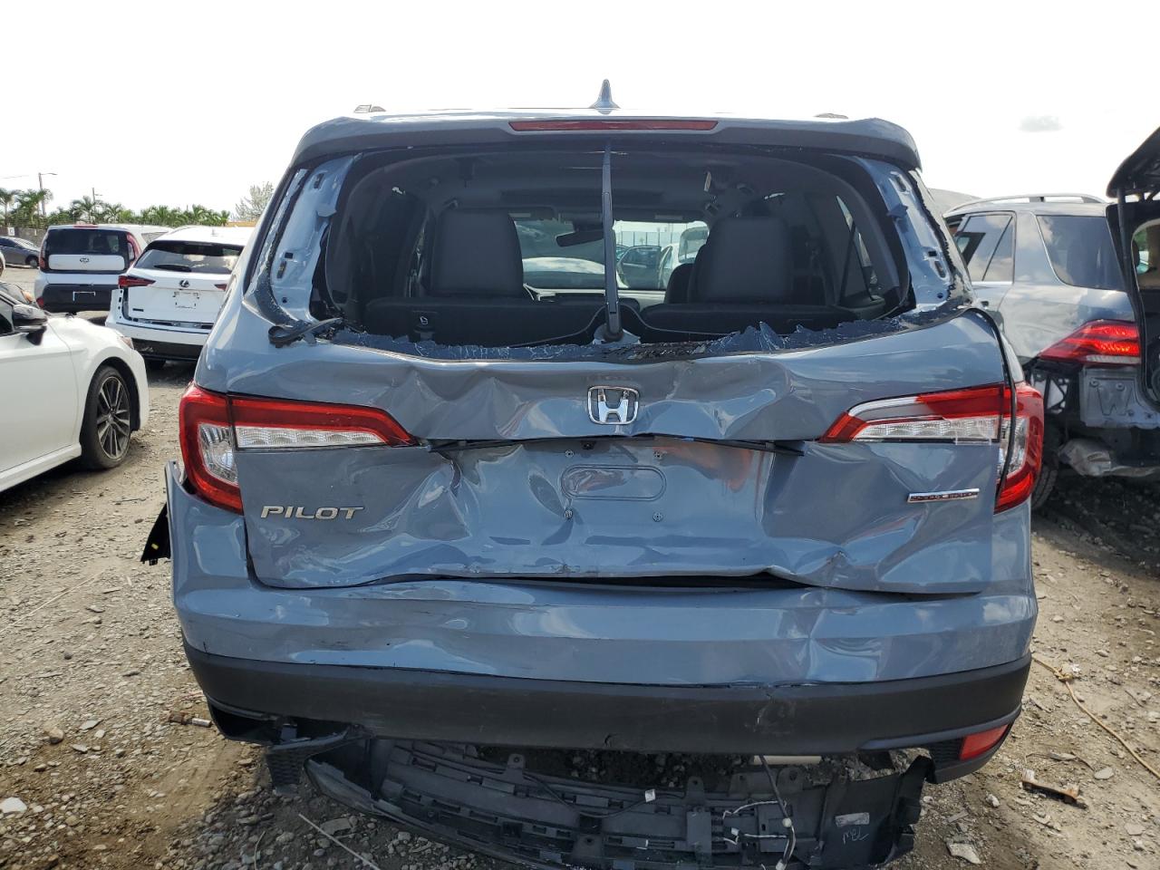 2022 HONDA PILOT SE VIN:5FNYF5H25NB031354