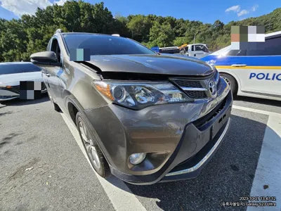 2015 Toyota RAV4 VIN: