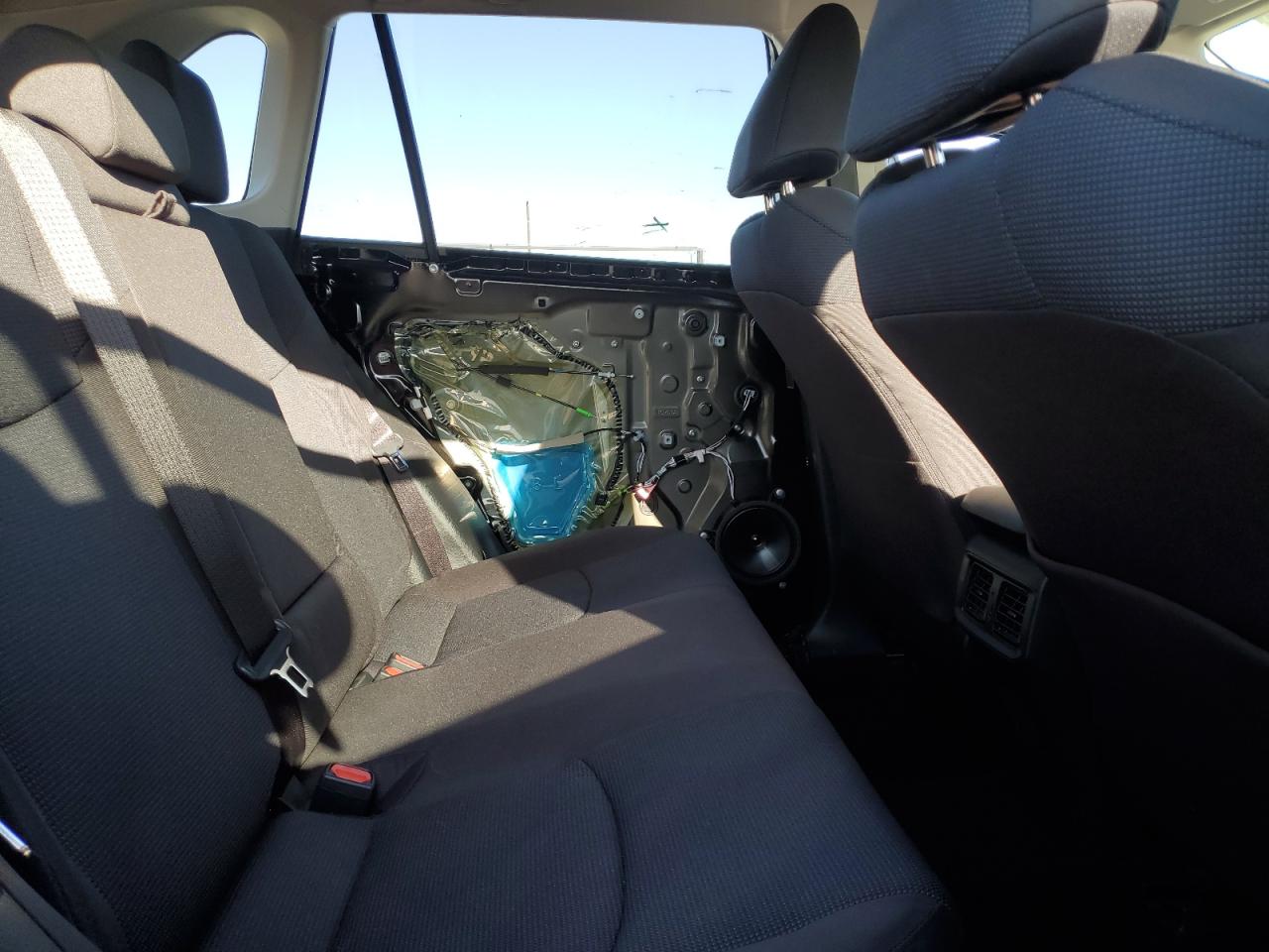 2024 TOYOTA RAV4 LE VIN:JTMLWRFV1RD266300