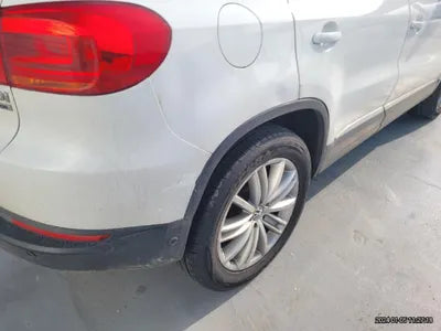 2015 Volkswagen Tiguan VIN: