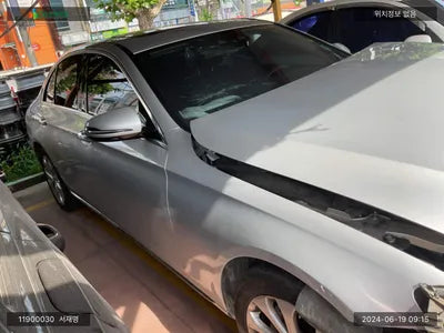 2018 Mercedes-Benz E 220 WDDZF0FB8JA389888 VIN:WDDZF0FB8JA389888