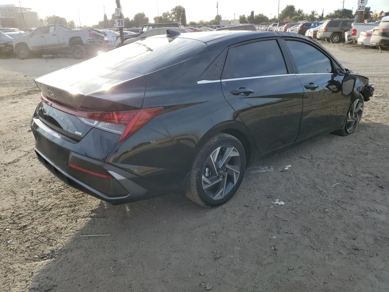 2024 HYUNDAI ELANTRA LIMITED VIN:KMHLN4DJXRU100214