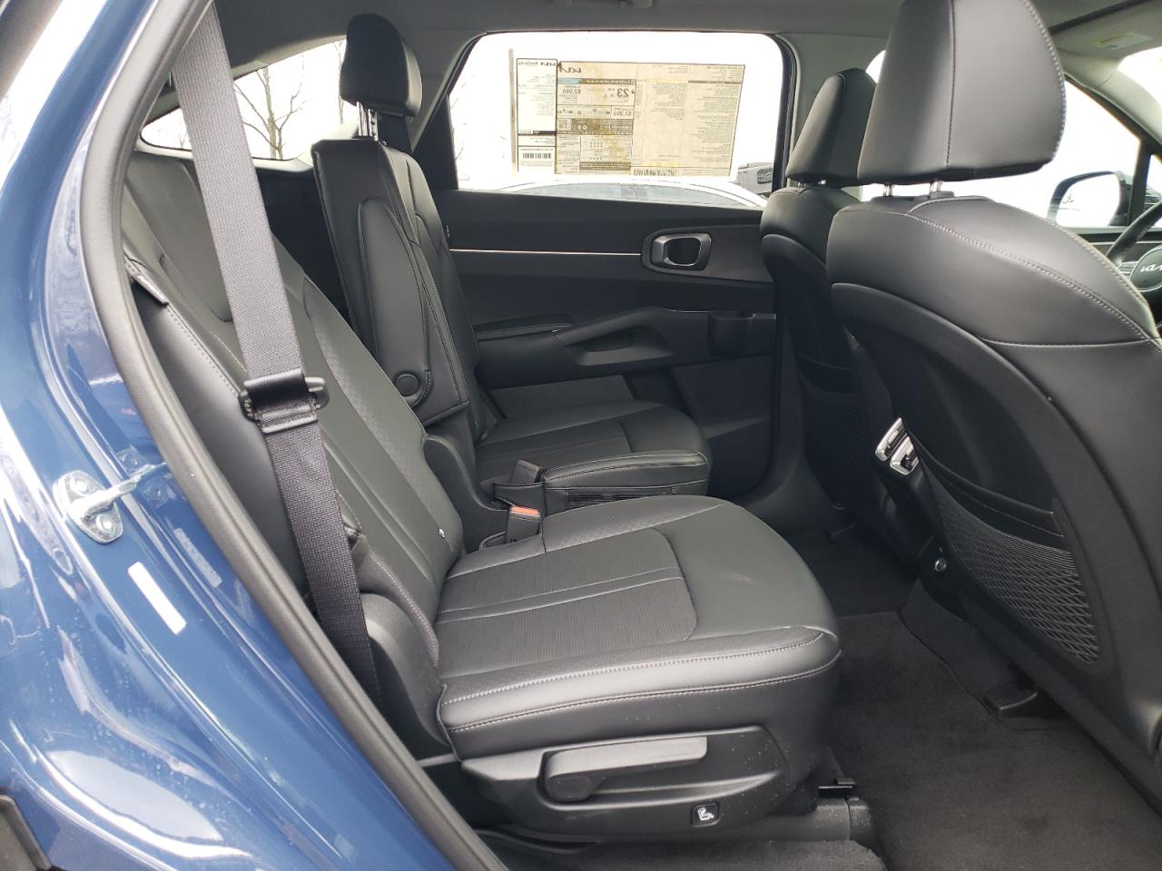 2024 KIA SORENTO EX VIN:5XYRHDJF7RG290819