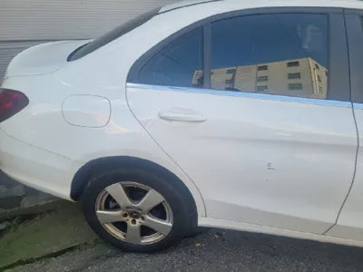 2018 Mercedes-Benz C 200 VIN: