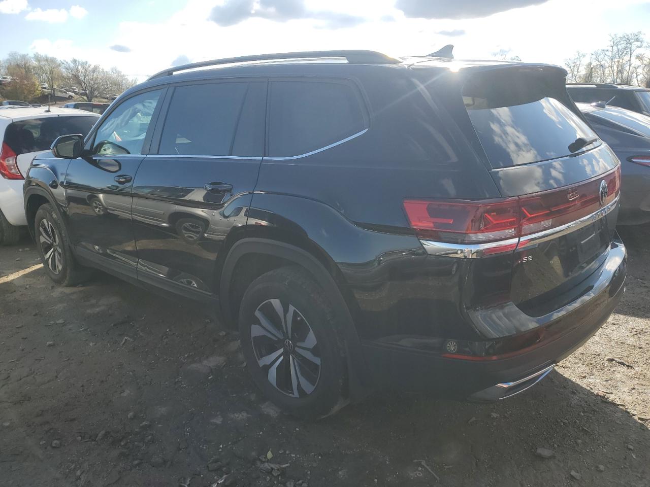 2024 VOLKSWAGEN ATLAS SE VIN:1V2LR2CA8RC514076