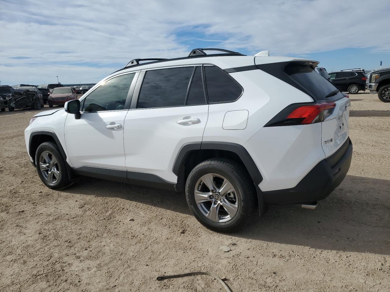 2023 TOYOTA RAV4 XLE VIN:2T3W1RFV5PC245219