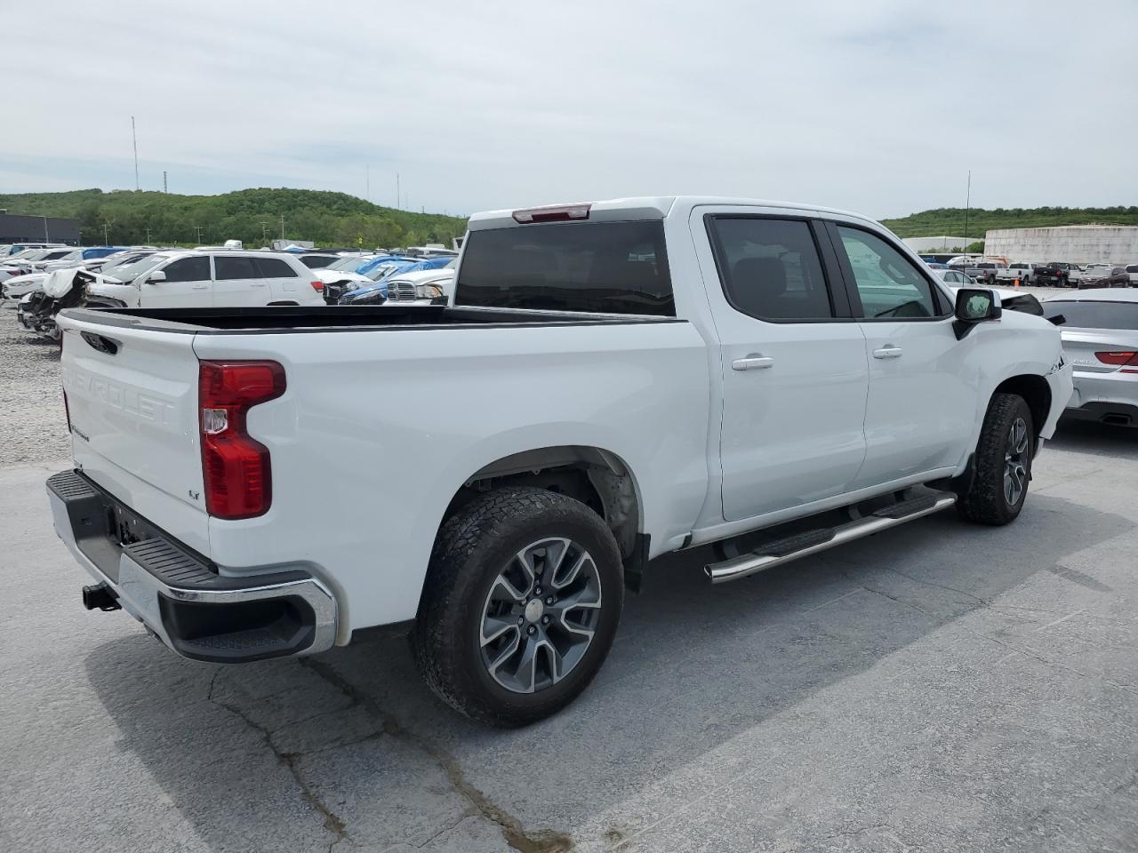 2023 CHEVROLET SILVERADO K1500 LT VIN:3GCUDDED2PG117917